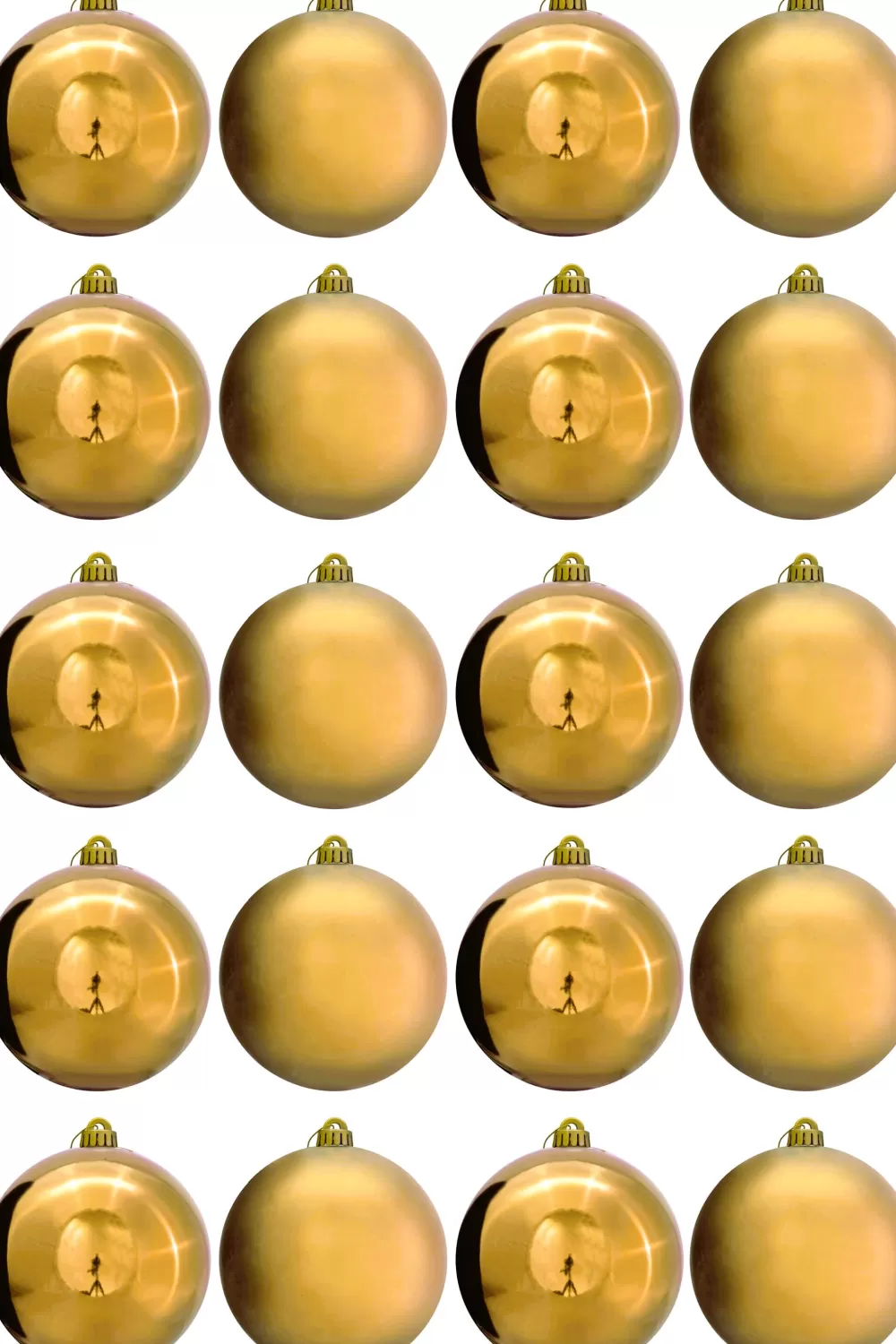 Christmas Tree World 15cm Gold Bauble Set Shiny/Matt (20 Pc)< Outdoor Christmas Baubles | Outdoor Christmas Baubles