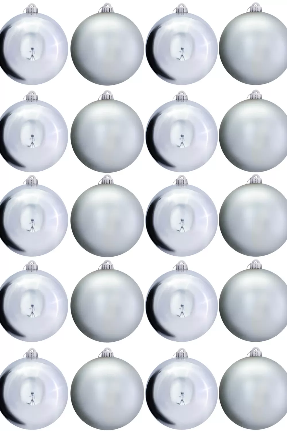 Christmas Tree World 15cm Silver Bauble Set Shiny/Matt (20 Pc)< Large Christmas Baubles