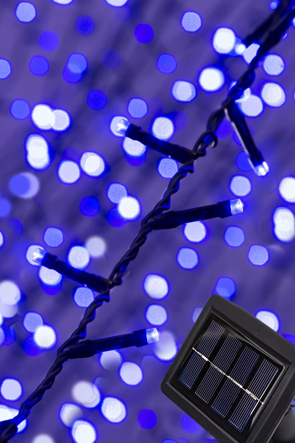 Christmas Tree World 200 LED Solar Powered String Lights - Blue< Solar Power Lights | Outdoor Christmas Lights