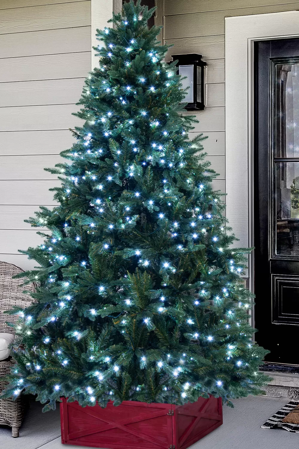 Christmas Tree World 200cm Pre-lit Outdoor Woodland Pine Tree - Bright White< Outdoor Led Trees | 6 Foot Pre Lit Christmas Trees