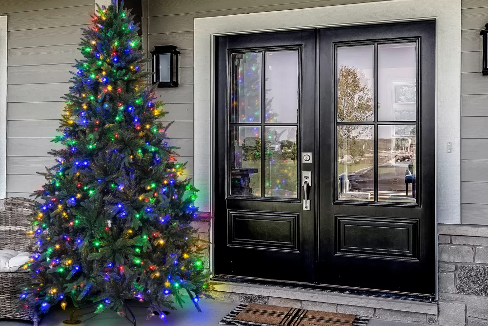 Christmas Tree World 200cm Pre-lit Outdoor Woodland Pine Tree - Multicolour< Outdoor Led Trees | 6 Foot Pre Lit Christmas Trees