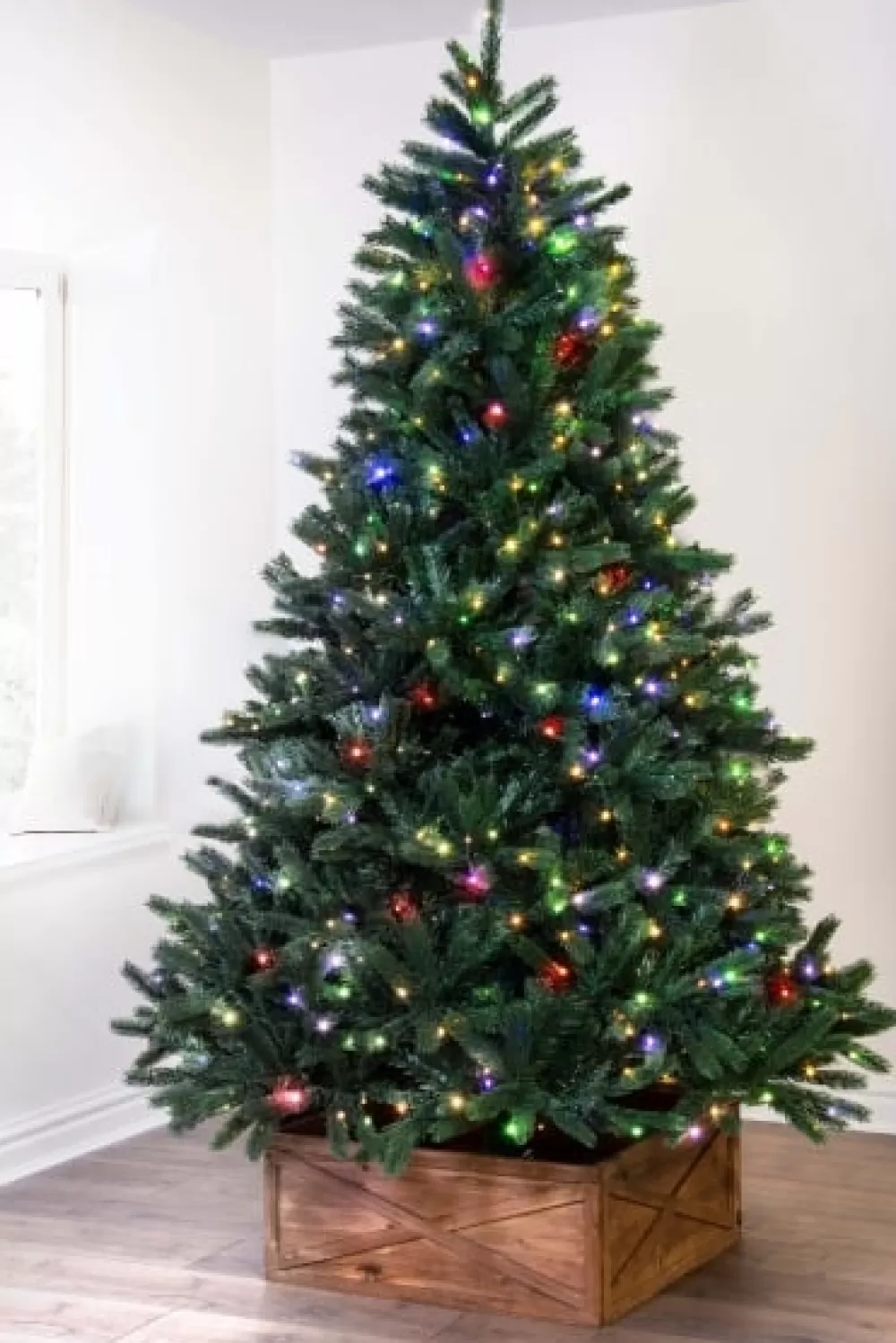 Christmas Tree World The 12ft Ultra Devonshire Fir Pre-lit With Warm White/Multicoloured Colour Change LEDs - NI/IE< Large & Giant Artificial Christmas Trees Ireland | Large & Giant Christmas Trees In Northern Ireland