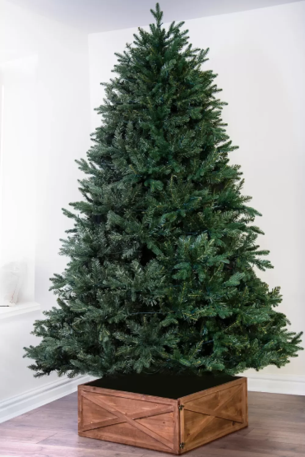 Christmas Tree World The 14ft Woodland Pine Tree< Large Commercial Christmas Trees