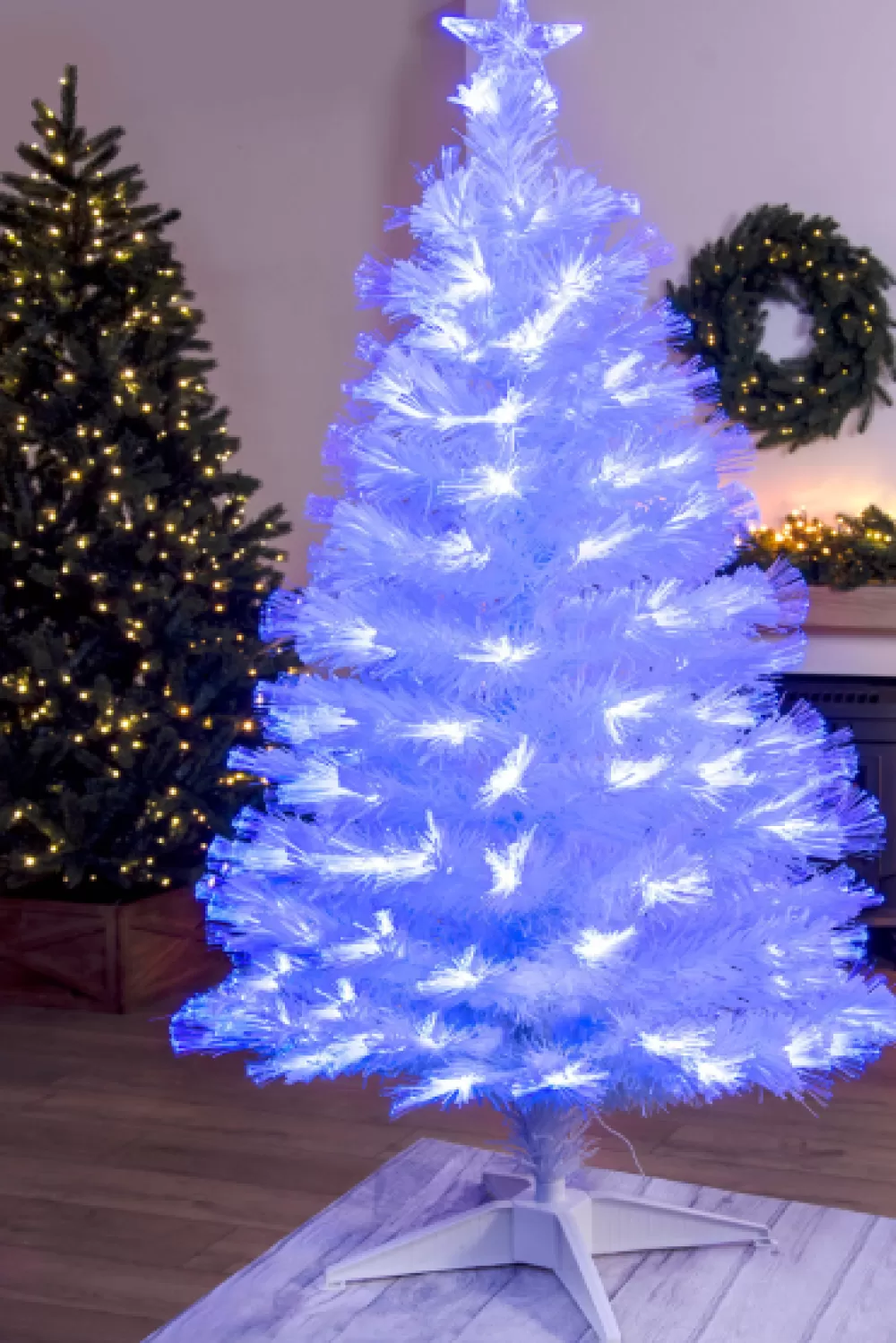 Christmas Tree World The 4ft White Blue Ripple Effect Fibre Optic Tree< 4 Foot Fibre Optic Trees | Small Fibre Optic Trees