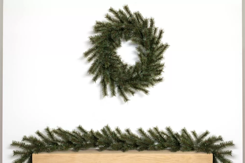 Christmas Tree World The 60cm Matterhorn Pine Wreath< Outdoor Christmas Wreaths | Outdoor Christmas Wreaths