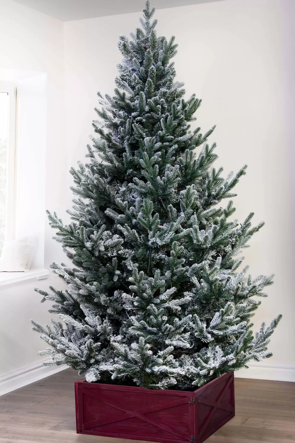 Christmas Tree World The 6ft Frosted Ultra Mountain Pine< Snowy Christmas Trees