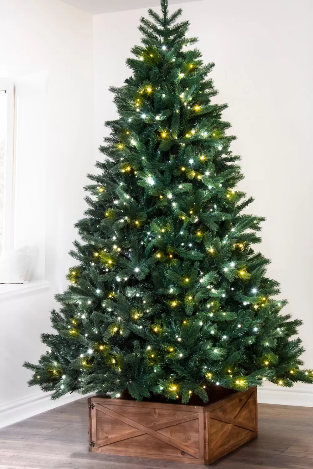 Christmas Tree World The 6ft Ultra Devonshire Fir Pre-lit With Warm White/White Colour Change LEDs< 6 Foot Pre Lit Christmas Trees