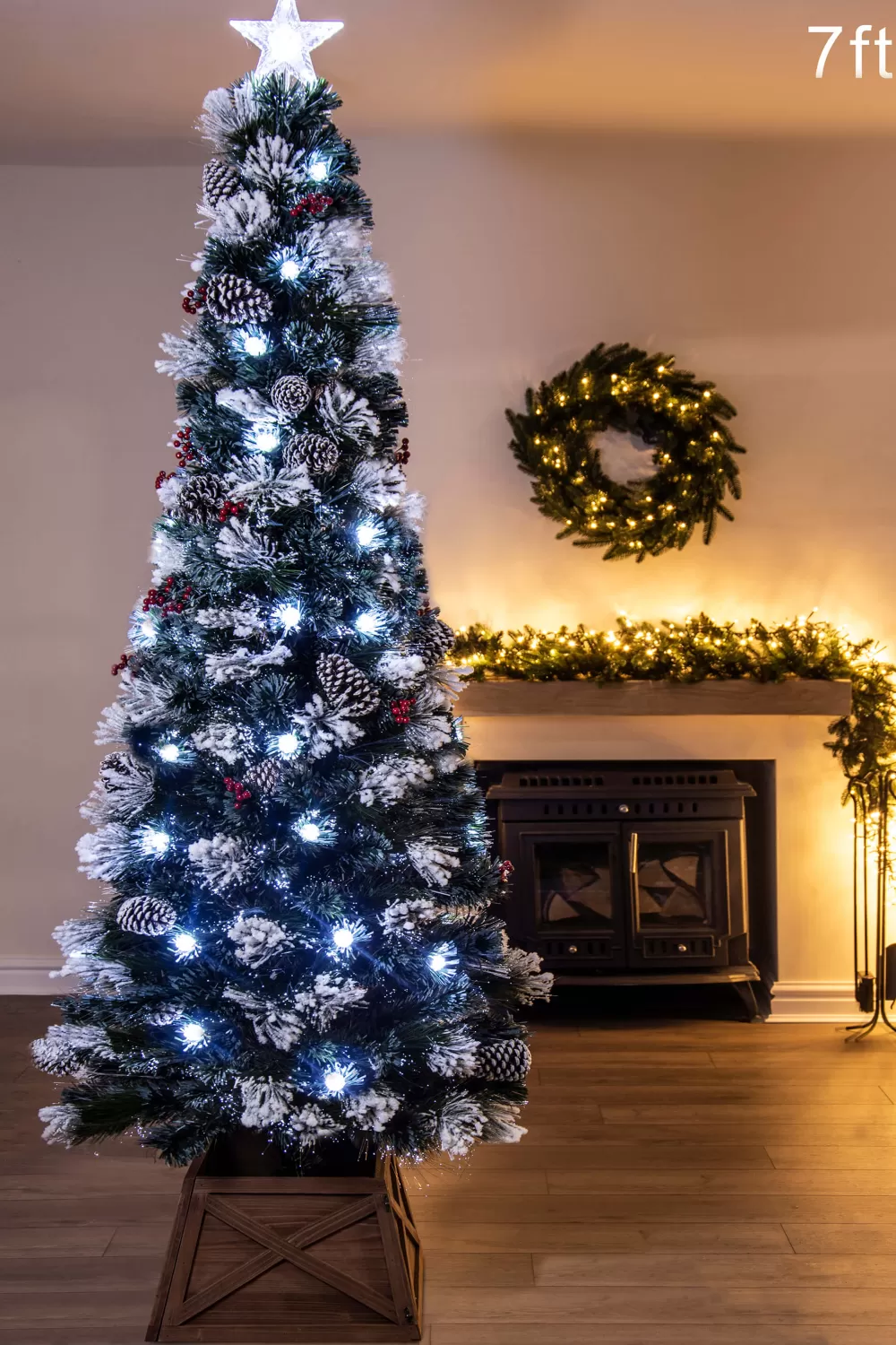 Christmas Tree World The 7ft Snowy LED Frosted Pine Fibre Optic Tree< 7 Foot Fibre Optic Trees | 7 Foot Pre Lit Christmas Trees