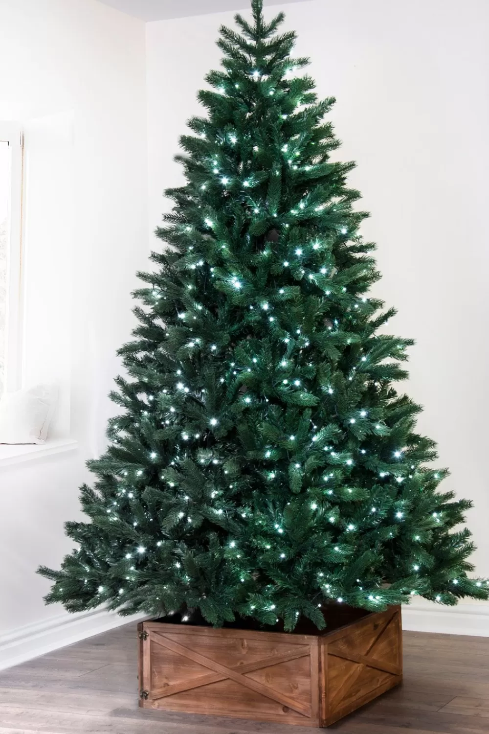 Christmas Tree World The 7ft Ultra Devonshire Fir Pre-lit With Warm White/White Colour Change LEDs< 7 Foot Pre Lit Christmas Trees