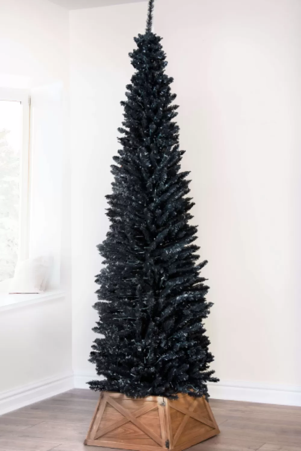 Christmas Tree World The Black Italian Pencilimo Tree< Unlit Christmas Trees