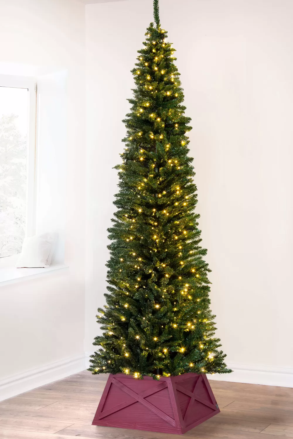 Christmas Tree World The Pre-lit 8ft Green Italian Pencilimo Tree< 8 Foot Pre Lit Christmas Trees