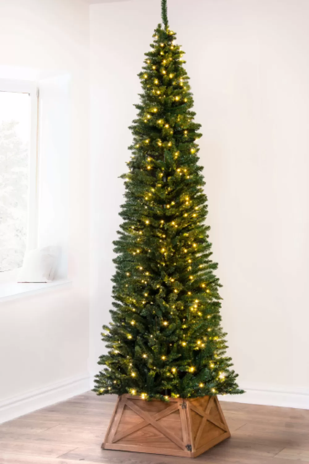 Christmas Tree World The Pre-Lit Green Italian Pencilimo Tree< Pre-Lit Christmas Trees