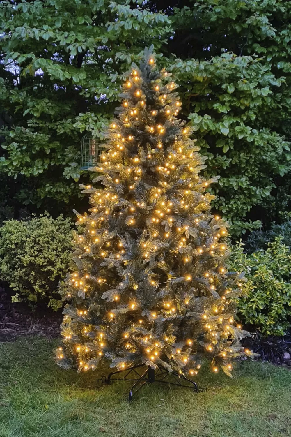 Christmas Tree World The Pre-lit Outdoor Woodland Pine Tree< Outdoor Led Trees | Pre-Lit Christmas Trees