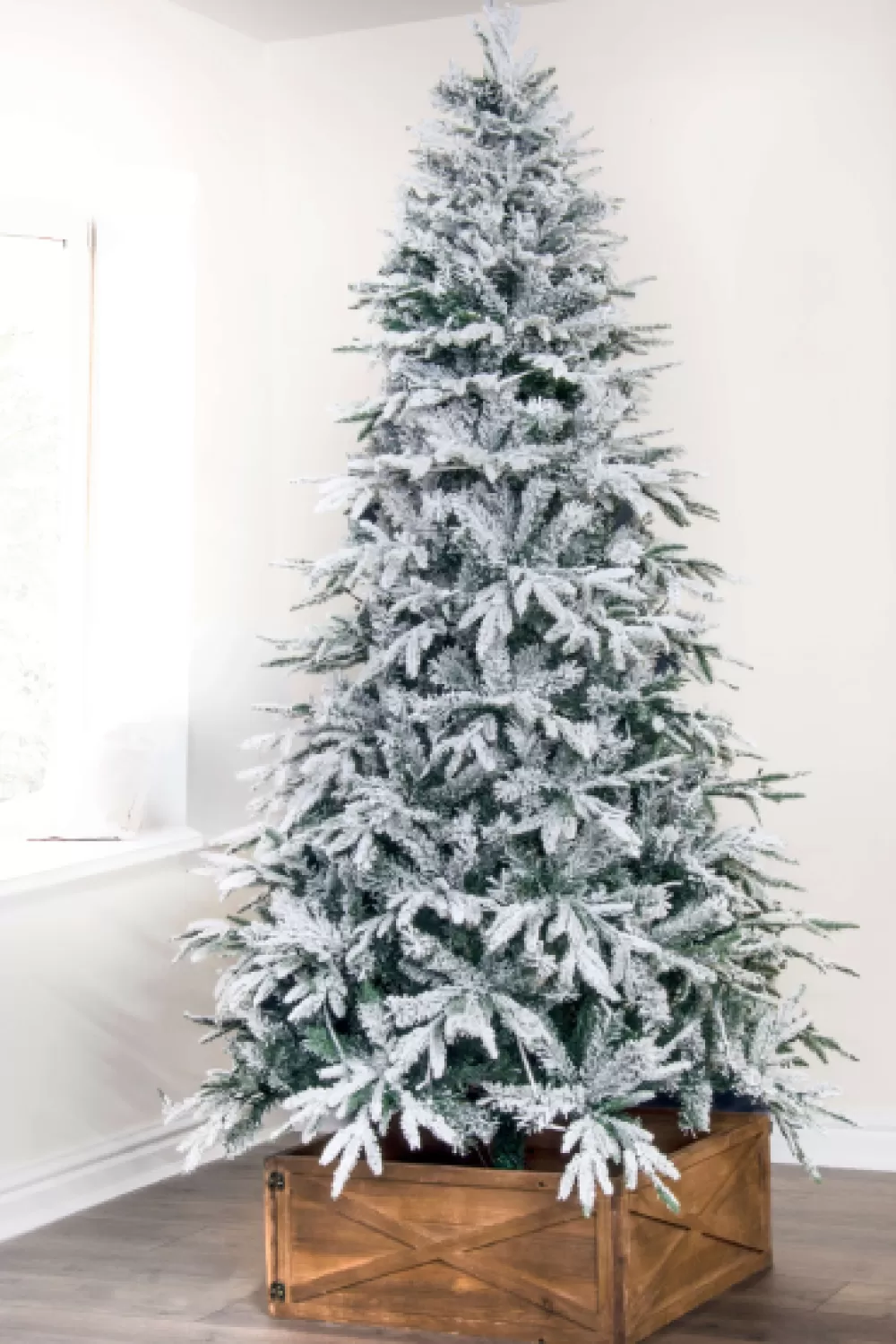 Christmas Tree World The Snowy Alpine Tree (4ft To 8ft)< Snowy Christmas Trees | Unlit Christmas Trees