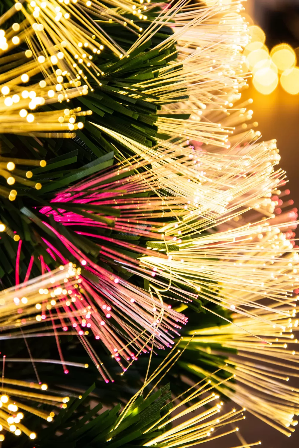 Christmas Tree World The Vesuvius Fir Fibre Optic Christmas Tree (3ft To 8ft)< Fibre Optic Christmas Trees | Pre-Lit Christmas Trees