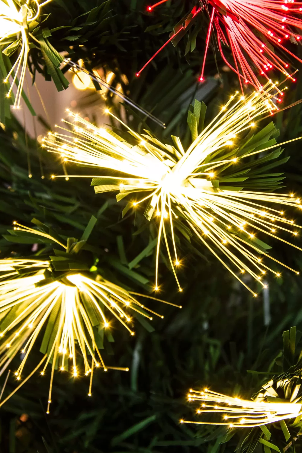 Christmas Tree World The Vesuvius Fir Fibre Optic Christmas Tree (3ft To 8ft)< Fibre Optic Christmas Trees | Pre-Lit Christmas Trees
