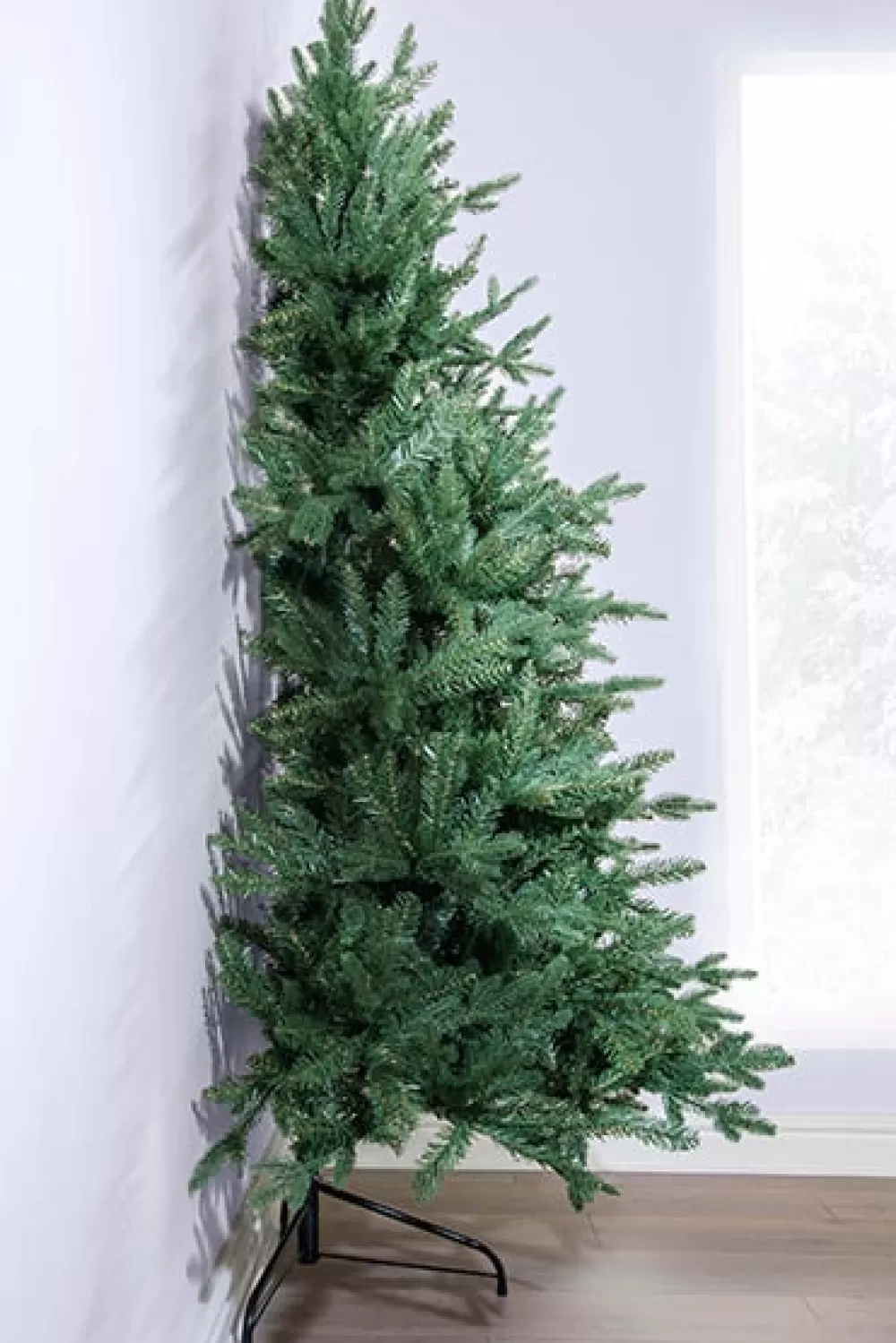 Christmas Tree World The Woodland Pine Half Tree (4ft To 6ft)< Unlit Christmas Trees