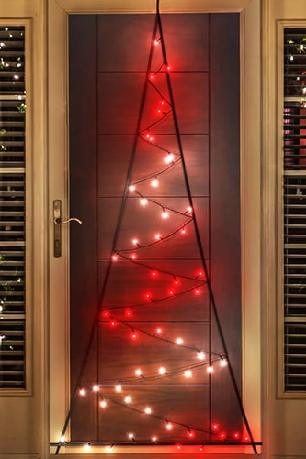 Christmas Tree World Twinkly 2m App-Controlled Wall-Mounted Tree (70 LEDs)< Outdoor Christmas Lights | Outdoor Christmas Tree Lights